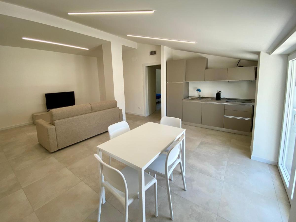 Em Apartments ลินญาโน ซับเบียโดโร ภายนอก รูปภาพ