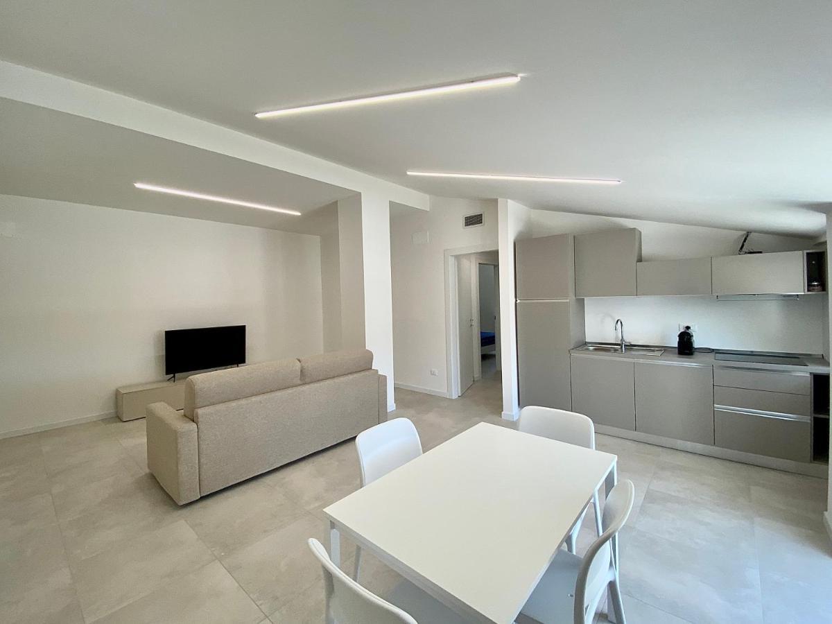 Em Apartments ลินญาโน ซับเบียโดโร ภายนอก รูปภาพ